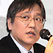 八尋俊英氏
