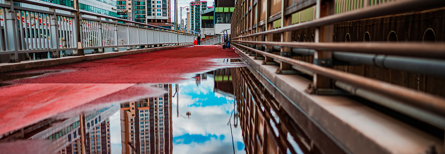 韓国　街並み　鏡像　イメージ