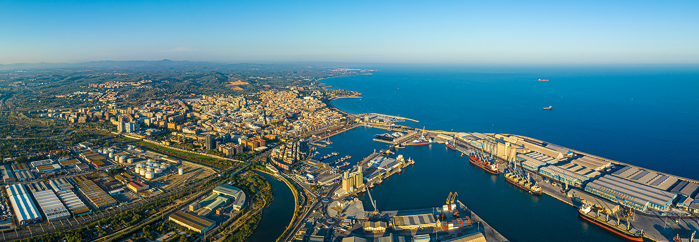 スペイン　港湾　産業　イメージ