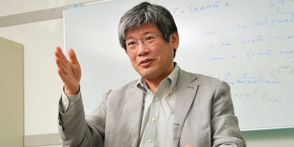 初田 哲男（はつだ・てつお）