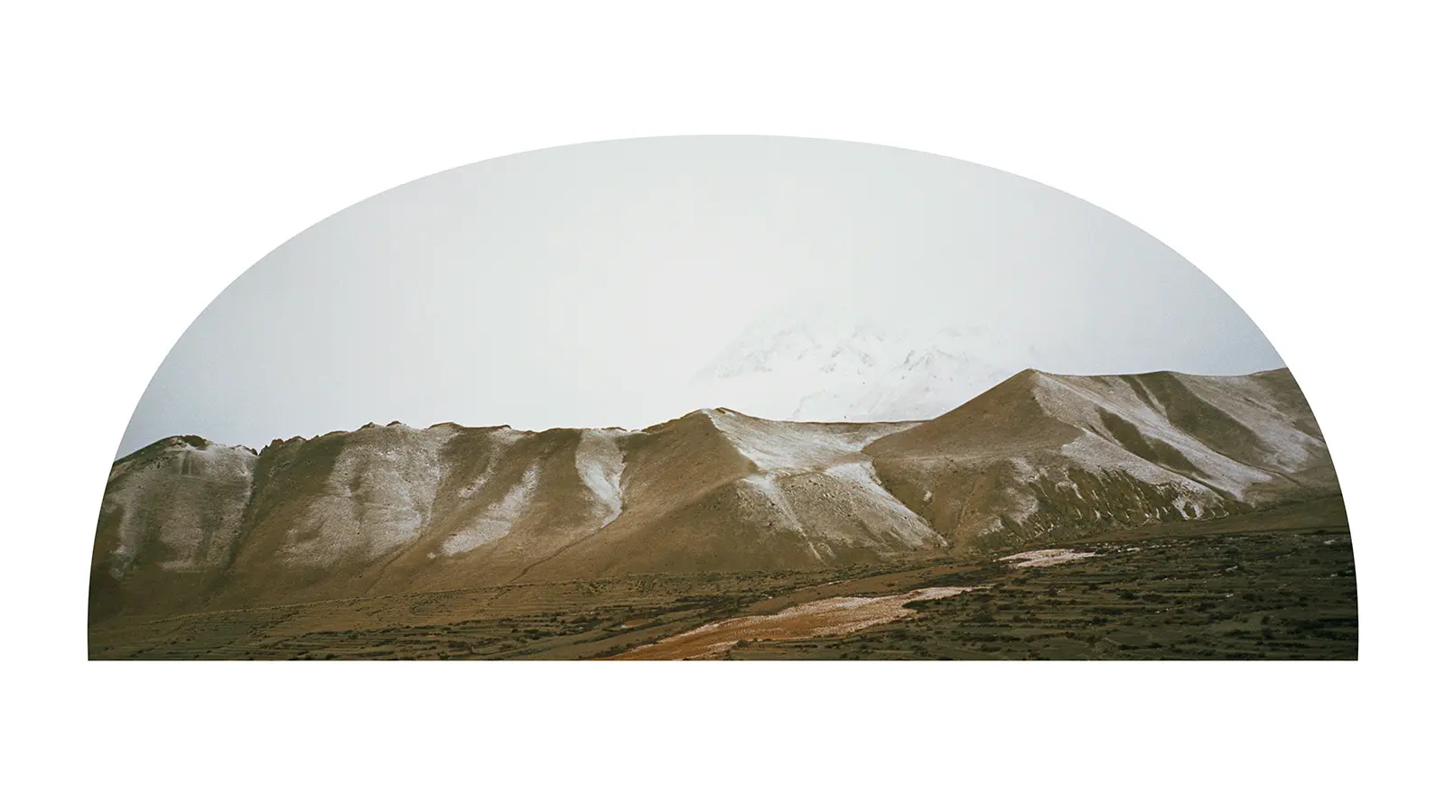 <small>写真集の夜<br />飯沢耕太郎オンライン・フォトブック・ギャラリー</small><br />第9回 津田直 『LO』